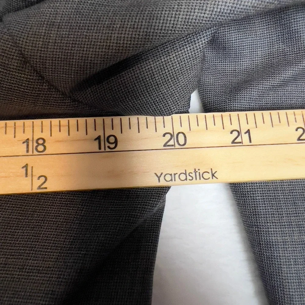 Ermenegildo Zegna Milmil 15 Blazer Mens 40R Gray Wool Saks Fifth Avenue Italy